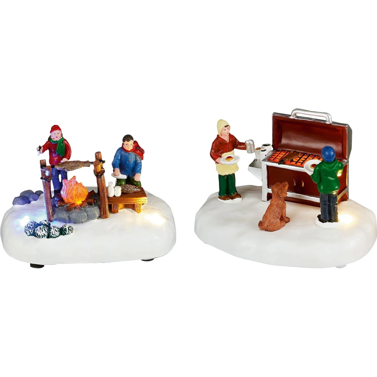 Weihnachtsdorf Figuren: Zwei Szenen mit Lagerfeuer-Camping und Grillen im Schnee, beleuchtet. Ideal für Adventsdeko.