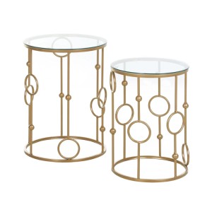 Goldenes Couchtisch-Set aus Metall mit gehärteten Glasplatten. Zwei runde Tische im Nesting-Stil mit dekorativem Design.