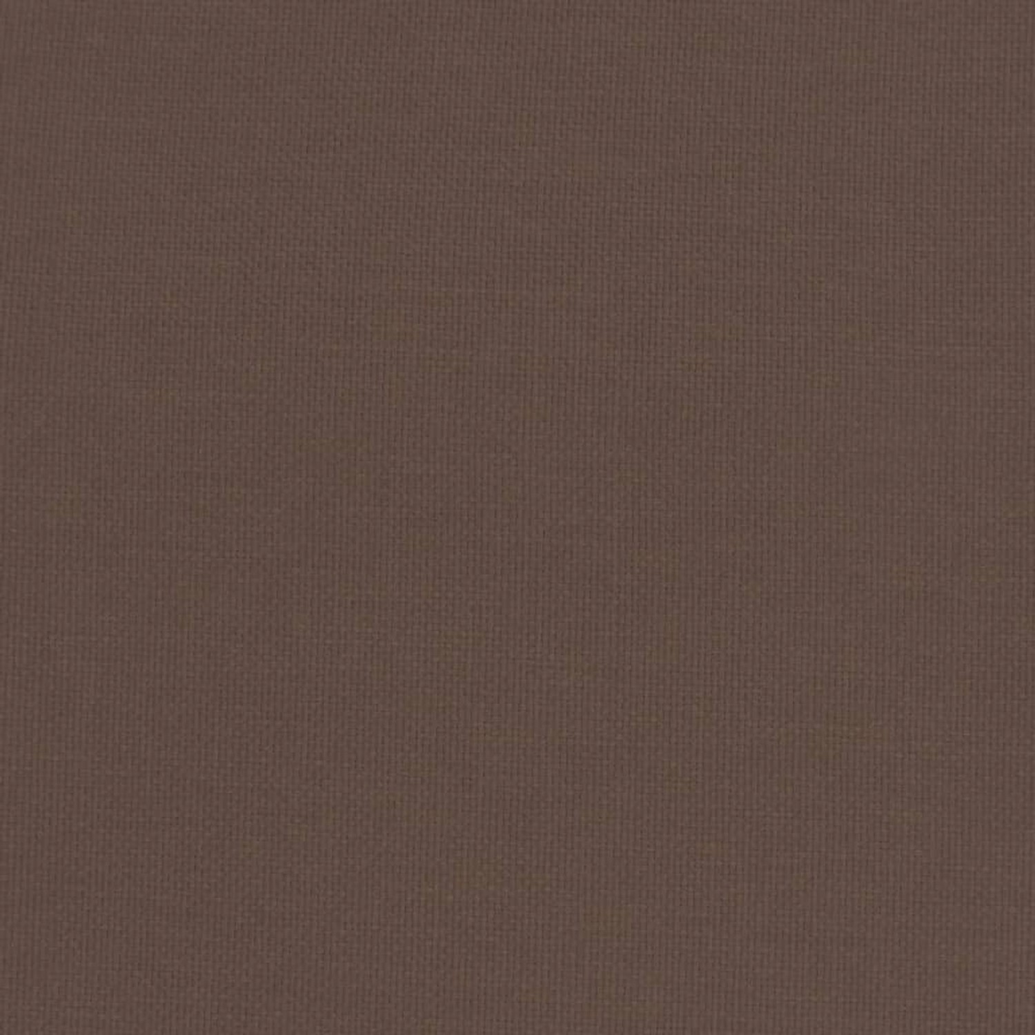 Nahaufnahme des dunkelbraunen Stoffbezugs vom Relaxsessel mit Hocker.