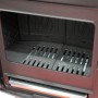 Detailaufnahme: Brennraum des Plamen Gusskaminofens Modell Roberto.