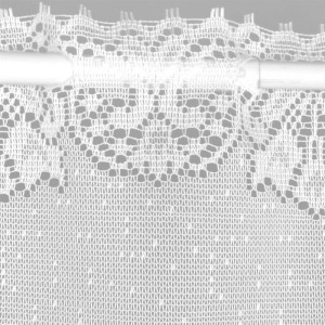 Weiße Bistrogardine Lynn mit Stangendurchzug, filigrane Stickerei, Voile-Stoff. Fenstervorhang für Küche.