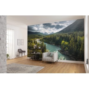 Vlies Fototapete Wild Canada 450x280 cm mit Fluss- und Bergmotiv im Wohnraum.
