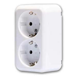 McPower FINERY Aufputz-Steckdose, 2-fach, weiß, 250V 16A für Innenräume.
