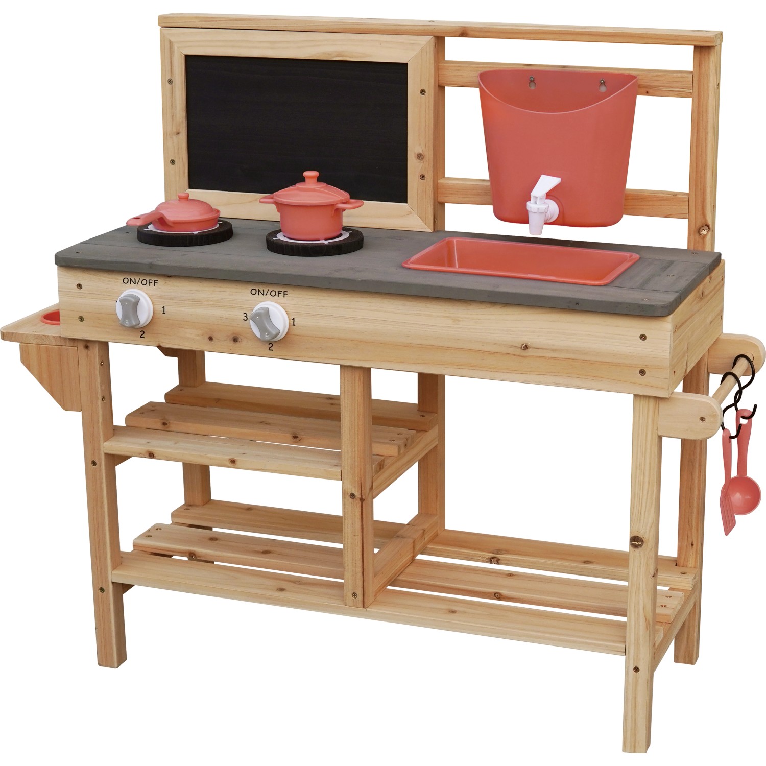 Matschküche aus FSC® Tanne mit Wasserhahn, Kochfeld, Spüle und Zubehör in Rot, Grau und Schwarz.