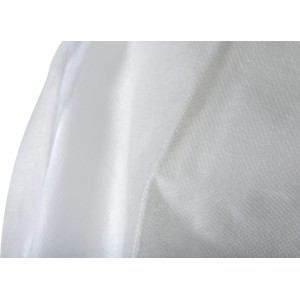 Detailaufnahme: Weißer OX-ON Schutzanzug PP Coverall Basic M, staubabweisende Arbeitskleidung.