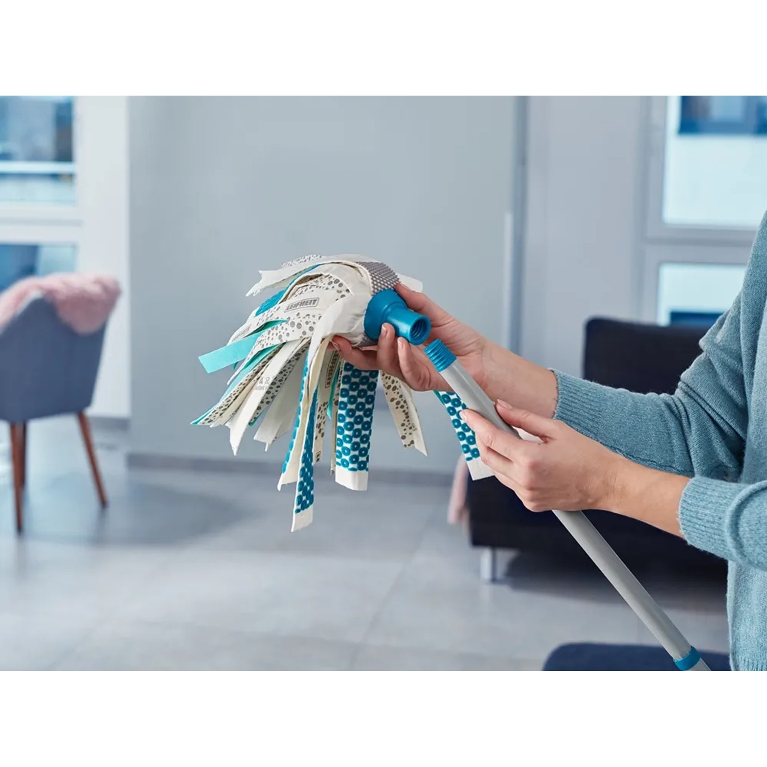 Leifheit Ersatzkopf Power Mop 3 in 1 für Reinigungsgeräte, mit Mikrofaserstreifen.