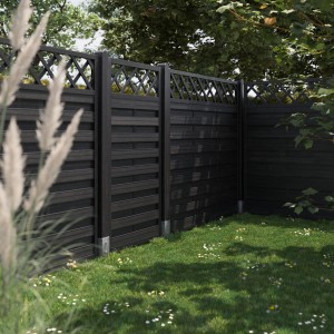 Anthrazitfarbenes Sichtschutzzaun-Element Country, lasiert, 180x180 cm, im Garten.