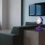 Näve Tischleuchte Carlamp in Violett, Design-Tischlampe im Retro-Stil aus Metall und Glas.