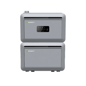 Growatt Nexa 2000 Power Station mit Erweiterungsakku für Balkonkraftwerke, graues Gehäuse.