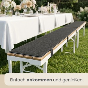 Anthrazit Filz Bierbank Polster auf einer Bierbank im Garten, mit Gurten befestigt. Ideal als Sitzkissen für Bierzeltgarnituren.