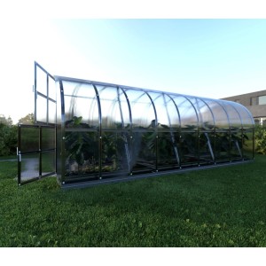 Klasika Arch Gewächshaus 18m² mit Polycarbonat, Tür offen. Robustes Bogen-Gewächshaus für Garten.