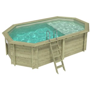 Sandfarbener ALTANKA Holzpool Nemo mit Liegefläche und Leiter.
