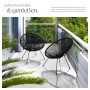 Zwei schwarze Tectake Acapulco Gartenstühle mit Schnurbespannung auf einem Balkon. Modernes Retrodesign Stuhlset.
