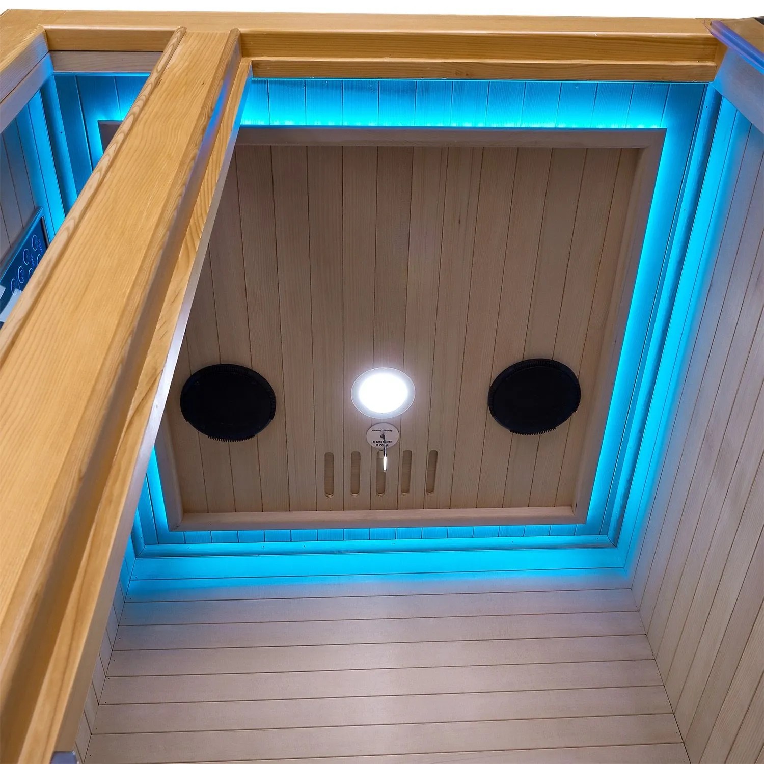 Innenansicht Infrarotkabine Nyborg S90V: Hemlockholz, LED-Beleuchtung, Lautsprecher. Wellness für Zuhause.