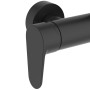 Detailaufnahme: Ideal Standard Einhebel-Armatur, schwarz matt, für Duschsystem.