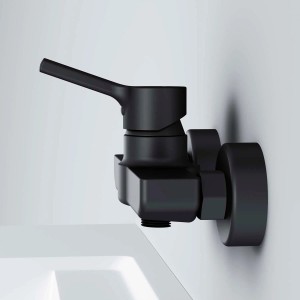 Schwarze AM.PM Einhebel-Duscharmatur X-Joy S aus Messing für Bad und Dusche.