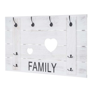 Weiße MCW Wandgarderobe im Shabby-Look mit 8 Haken und Herz-Ausschnitten.