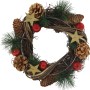 Mehrfarbiger Deko-Kranz (Ø 25cm) mit Zapfen, Sternen und Kugeln für weihnachtliche Stimmung.