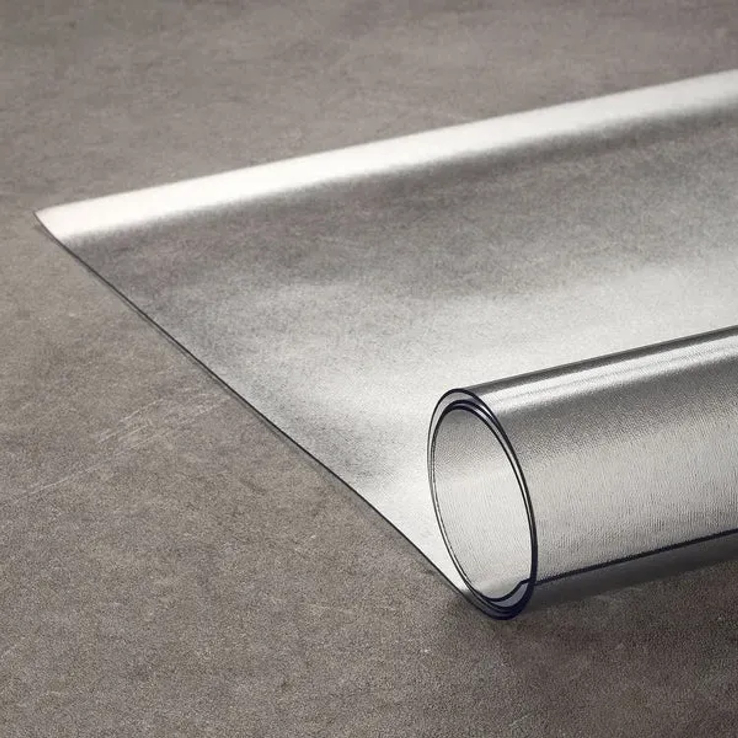 Transparente Karat Bodenschutzmatte für Hartböden, 114x300cm, geruchsneutral, 1,5mm stark.