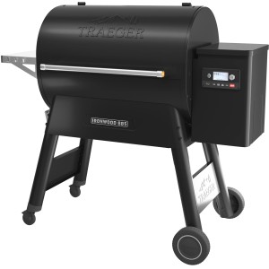 Schwarzer Traeger Ironwood 885 Holzpelletgrill mit WiFIRE Technologie.