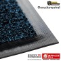 Nahaufnahme der blauen Floordirekt Schmutzfangmatte Space 205 mit Velours-Oberfläche und rutschfestem TPE-Rücken.
