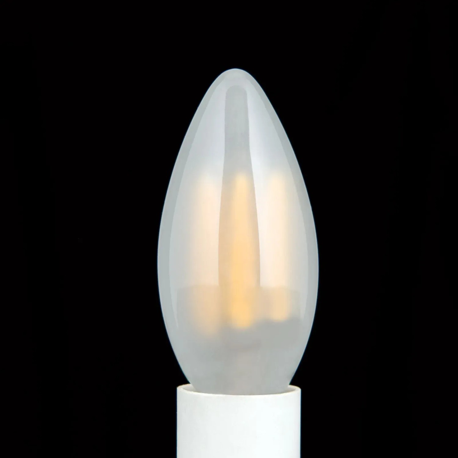 Orion Leuchten LED Kerze E14 Dimmbar 4,5 W Warmweiß 2700 K 470 lm Matt kaufen bei OBI