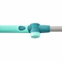 Detailaufnahme des Leifheit Fensterreinigers FlexReach 4 in 1 mit Click-System und verstellbarem Winkel.