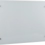 Weißes OBI Infrarot Glaspanel Kobberup, ein elektrischer Heizer mit flachem Design und Wandmontage.