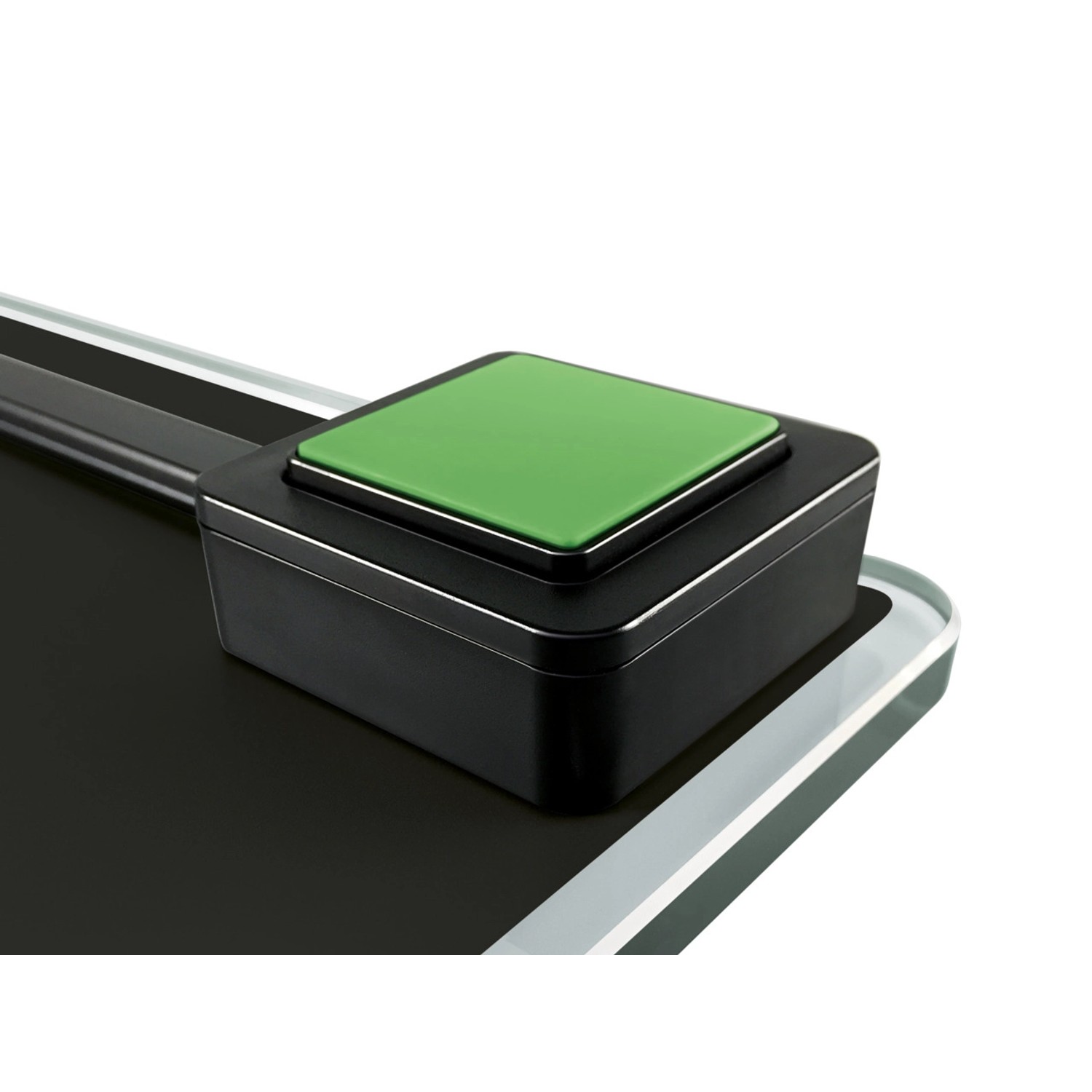 Detailaufnahme: Leifheit Shape Sense Connect 50 Personenwaage, schwarz-silber mit grüner Taste.