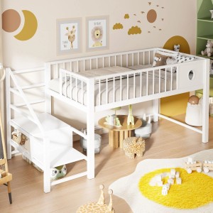 Weißes Merax Metall Hochbett 90x200cm mit Stauraumleiter in hellem Kinderzimmer. Platzsparendes Jugendbett.