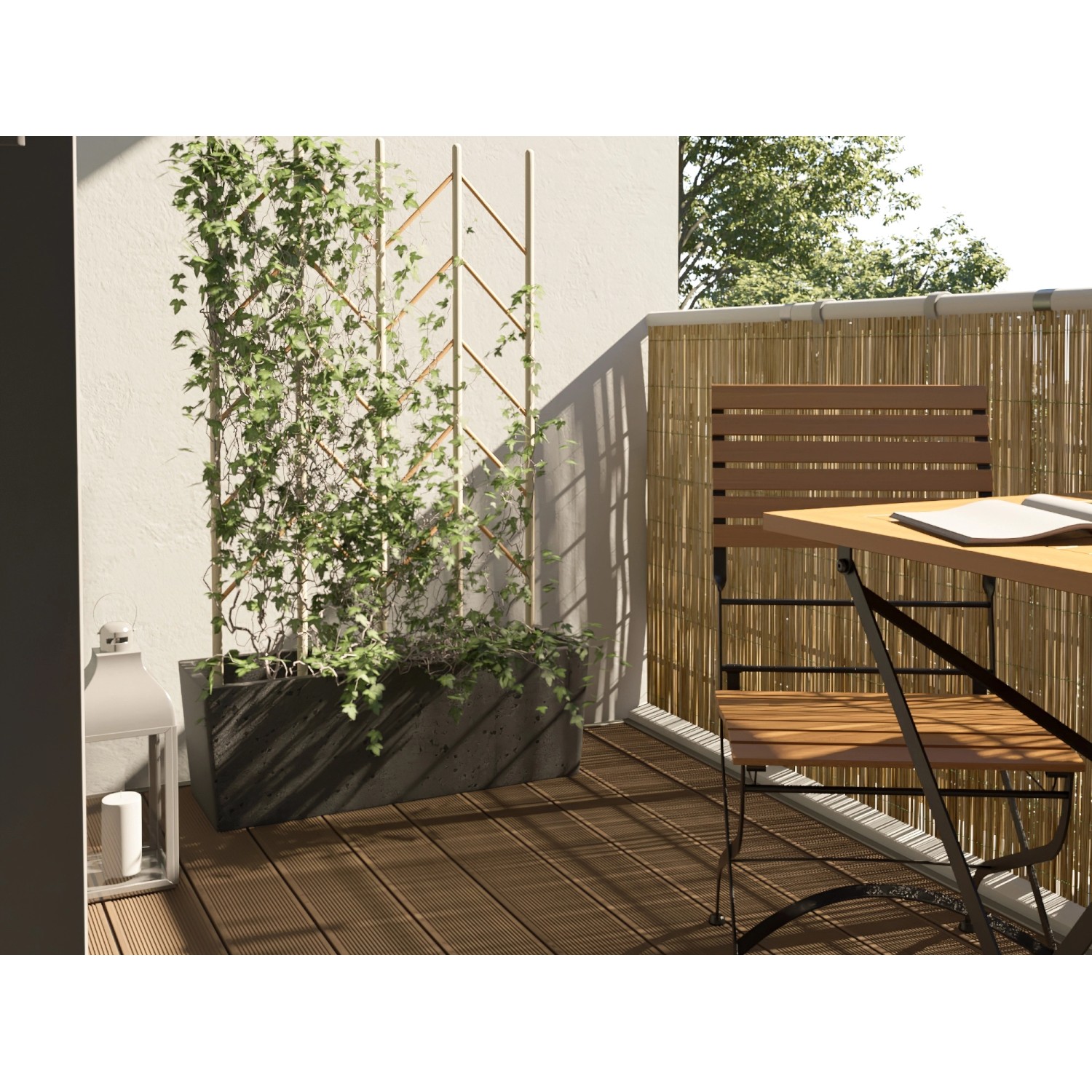 Schilfrohrmatte als Balkonsichtschutz, 180x600cm, mit Tisch und Stuhl auf einem Balkon.