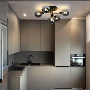 NETTLIFE LED Deckenleuchte, fünfflammig, grau, mit Messing-strukturiertem Glas und Metall. Modernes Design für Küche.