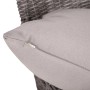 Detailaufnahme: Graues Kissen auf DELUKE Gartenstuhl URBAN, wetterfest, für Outdoor Relaxsessel.