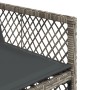 Detailansicht: Grauer Rattan Gartenstuhl mit dunklem Kissen, Teil der vidaXL Essgruppe.