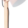Rosa Tischleuchte Swivel mit Holzfuß, schwenkbar für optimales Licht.
