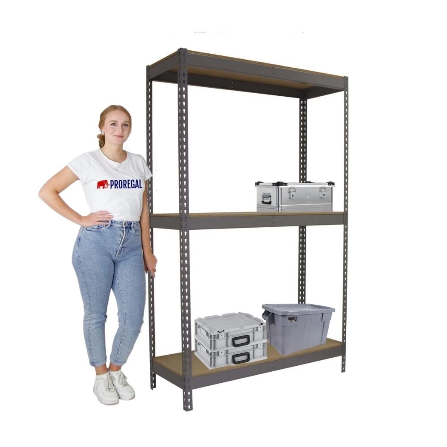 Graues PROREGAL Schwerlastregal Wood Beast mit 3 Ebenen, 200x180x45 cm, beladen mit Boxen.