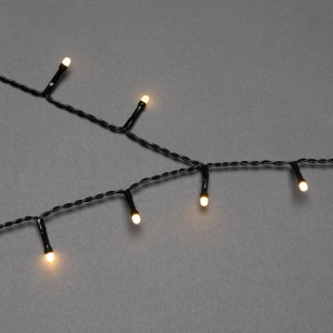 Konstsmide LED-Baummantel mit 270 warmweißen Dioden für den Außenbereich.