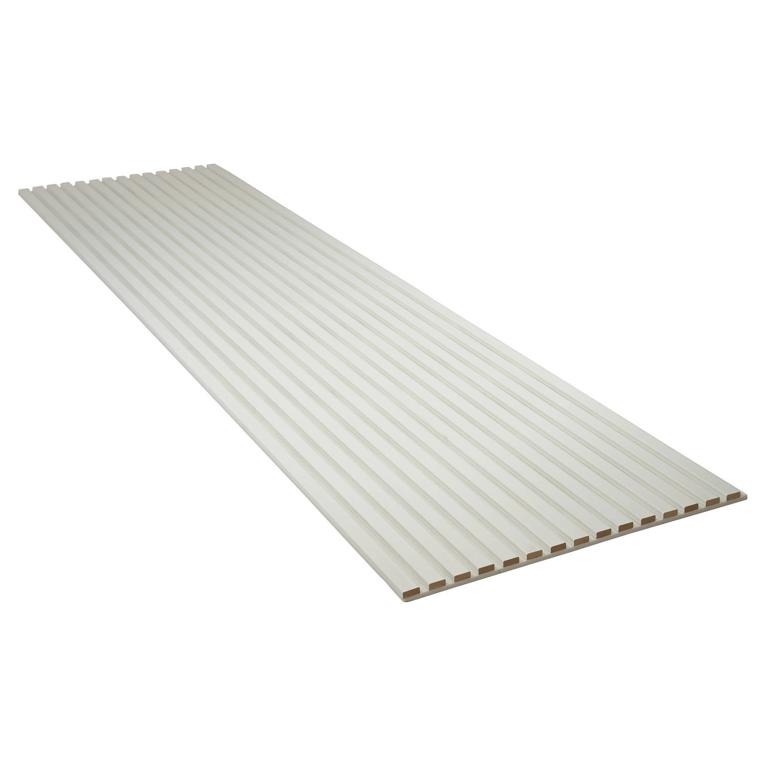 Weißes Akustikpaneel mit filzbeschichteten MDF-Leisten zur Wandverkleidung, 240 cm lang.