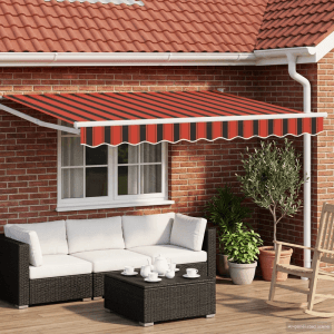 Ausziehbare Markise, rot-schwarz-weiß gestreift, weißer Rahmen, spendet Schatten auf Terrasse.