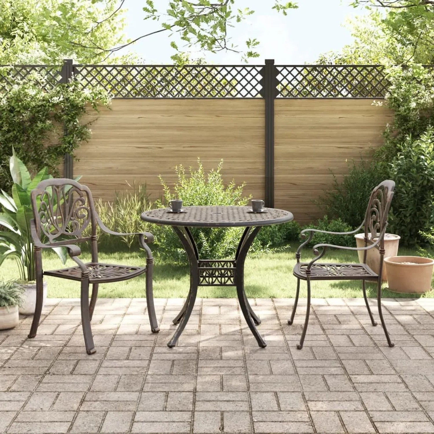 Bronzefarbenes 3-tlg. Bistro-Set aus Aluminiumguss für Garten/Terrasse.