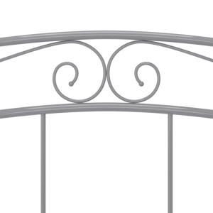 Detailansicht: Graues Metallbett 140x200 cm mit geschwungenem Kopfteil.