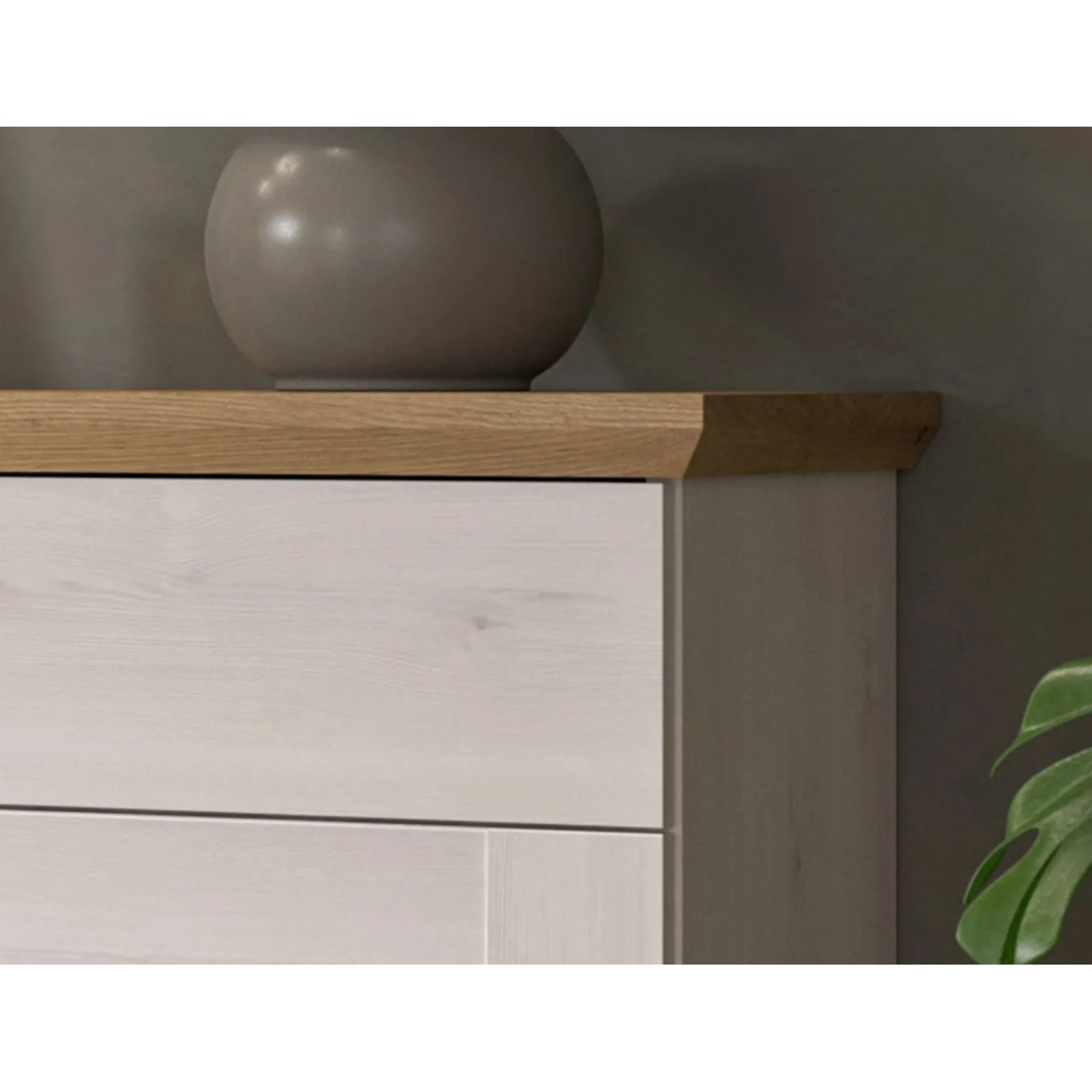 Detailansicht: Wohnwand Mirano, 3-teilig, Landhausstil in Weiß Lärche und Eiche Artisan.