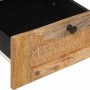 Offene Schublade eines Nachttisches aus massivem Mangoholz mit Rattan-Geflecht und dunklem Innenraum.