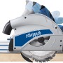 Scheppach Tauchsäge PL 55 beim Sägen von Holz, Detailaufnahme der Handkreissäge.