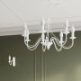 Weißer Sollux Lighting Kronleuchter Minerwa 7 mit Kerzenoptik im Interieur.