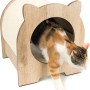 Katze verlässt die Vesper Katzenhöhle Minou in Eichenoptik mit Kratzmatte.