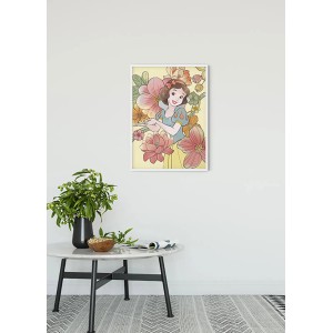 Wandbild Schneewittchen mit Blumen, 40x50 cm, gerahmtes Bild im Wohnraum.
