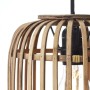 Detailansicht der hellbraunen, 3-flammigen Brilliant Pendelleuchte Woodrow mit Holzstreben.