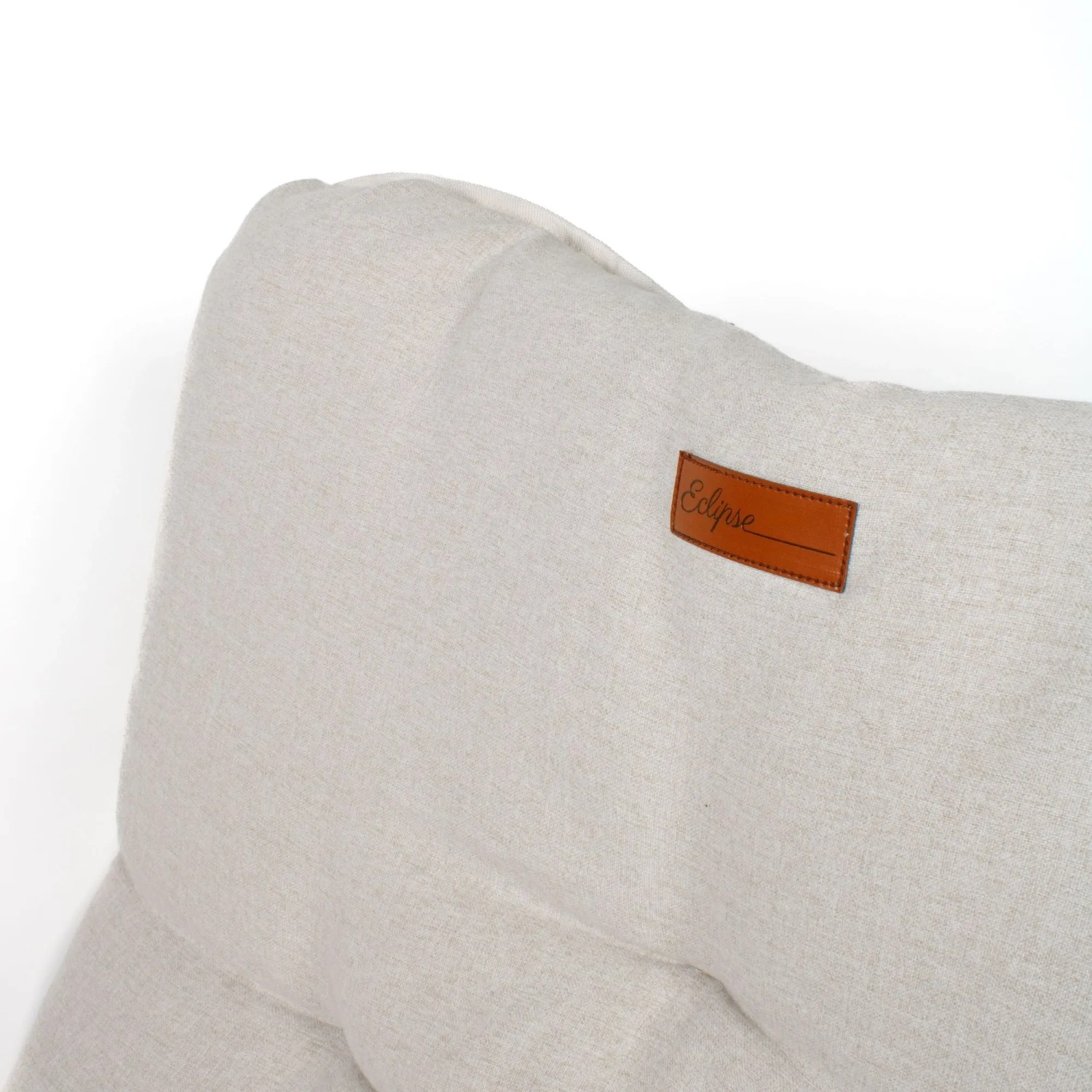 Detailaufnahme: Beige Eclipse Campingstuhl, Modell Herkules, mit braunem Logo-Etikett.