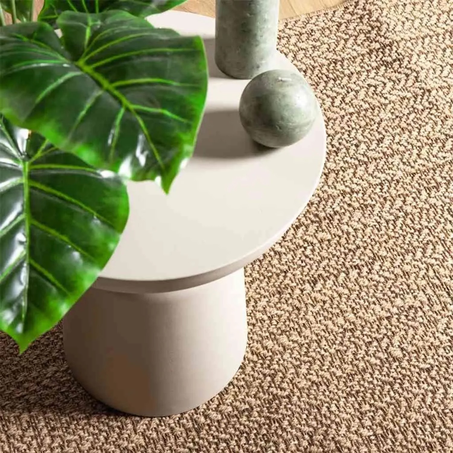 Beiger Outdoor-Teppich ZIZUR 120x120 cm in Jute-Optik, aus Polypropylen, für Innen & Außen.